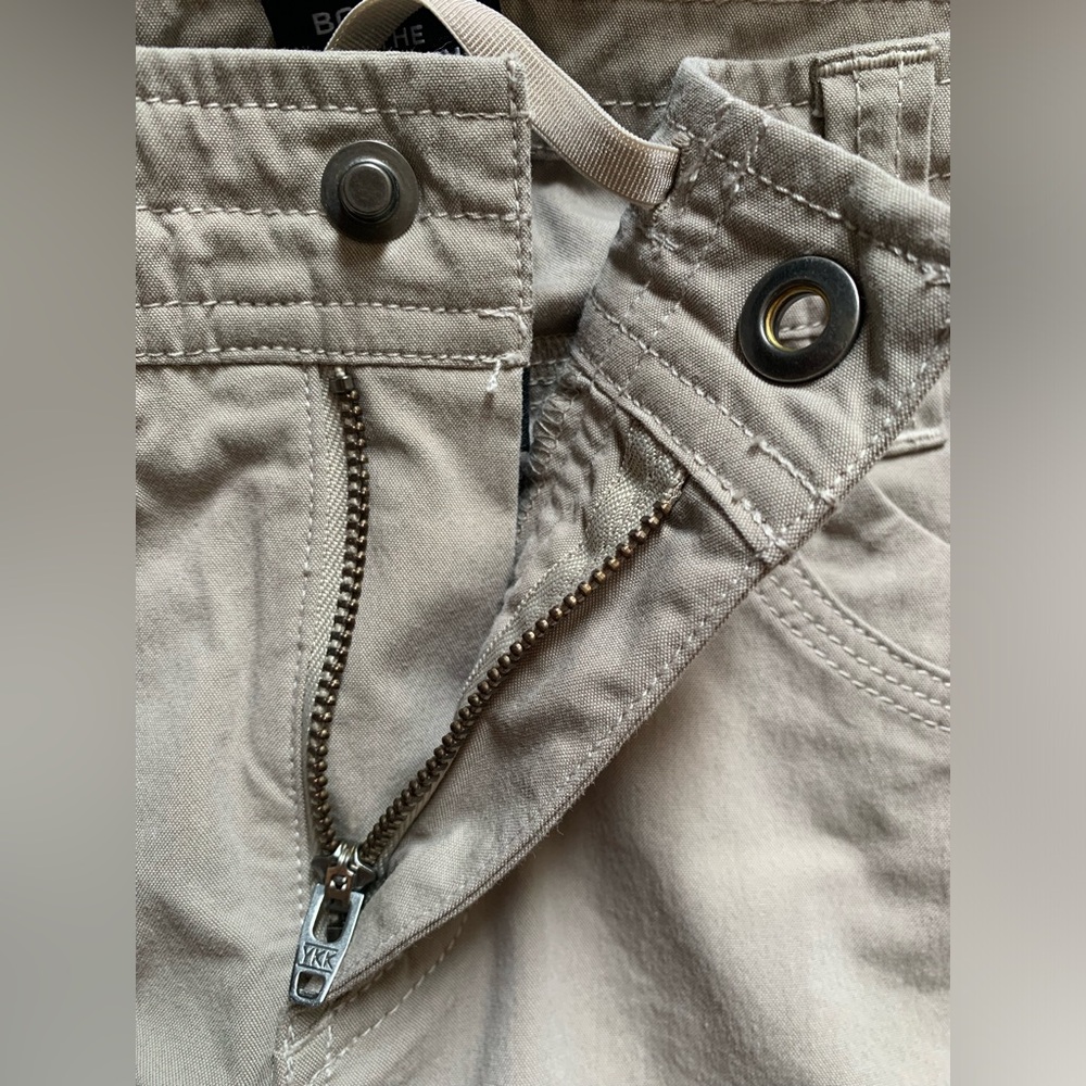 Kuhl Women’s Legendary Roll-Up Snap Cargo Hiking Pants Khaki Size 4 Short - Picture 4 of 7